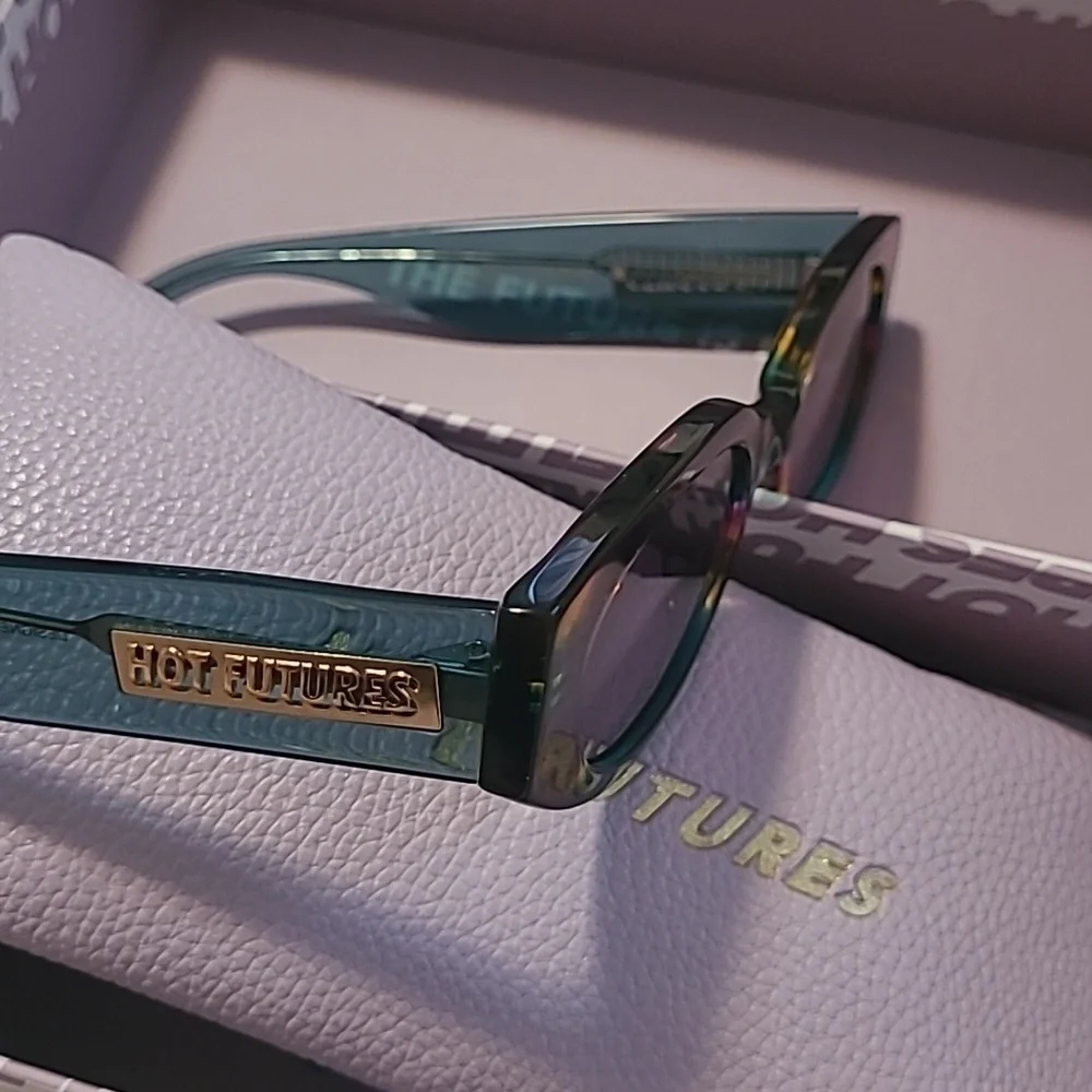 New Hot Future cosmic rebel sunglasses